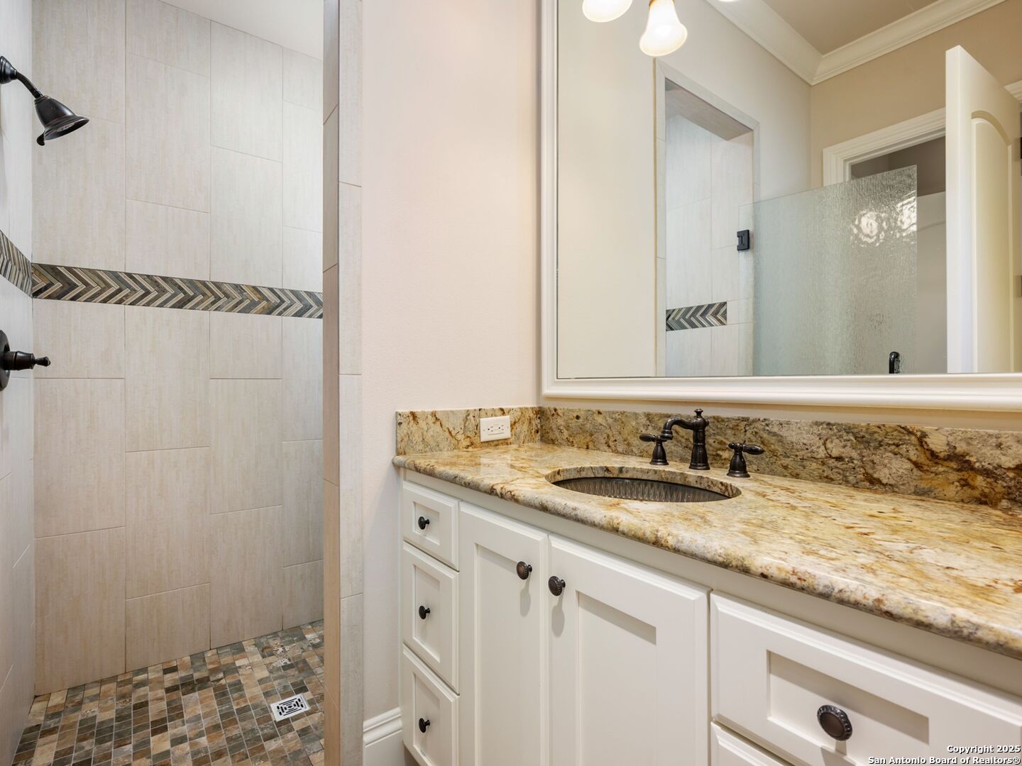 211 Wellesley Landing