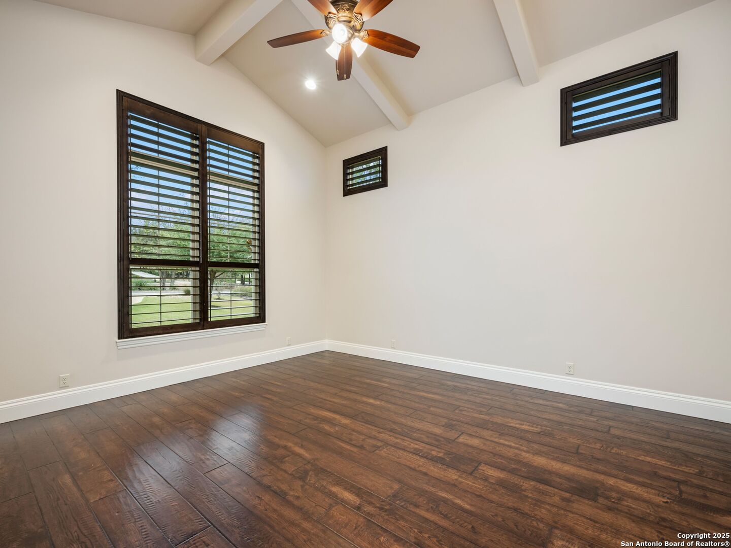 211 Wellesley Landing