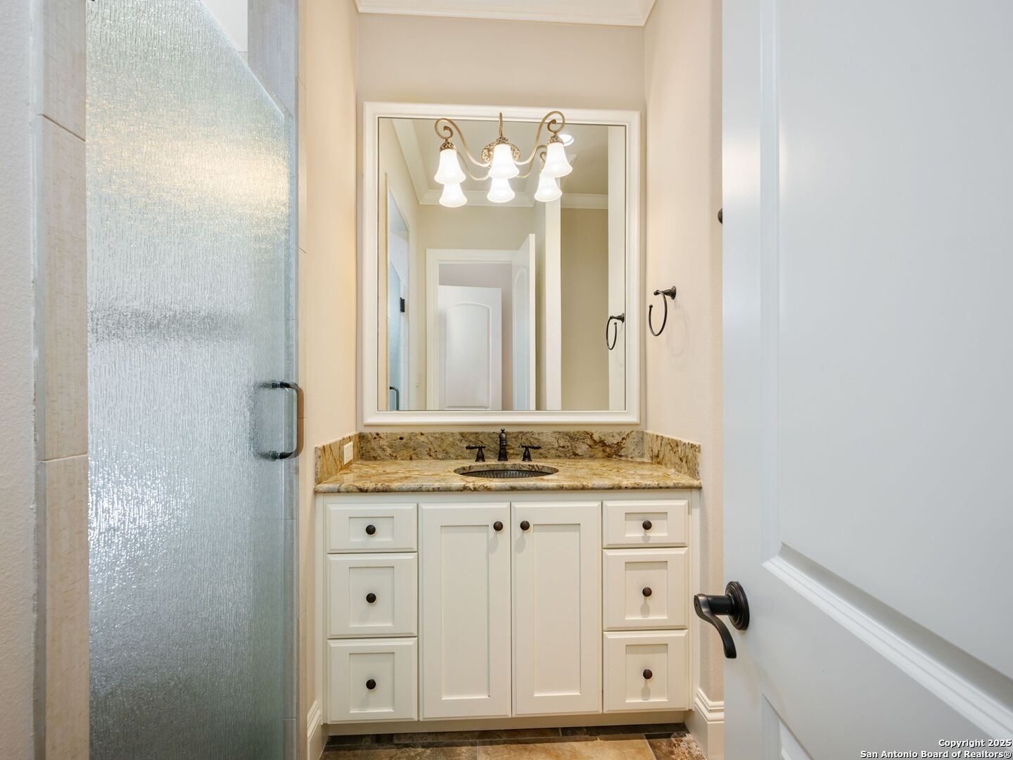 211 Wellesley Landing