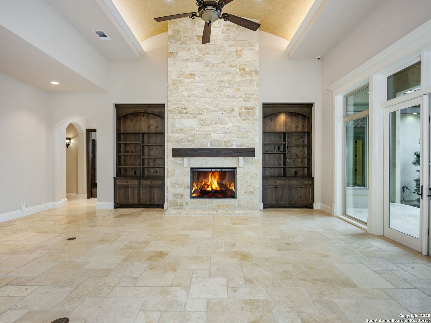 211 Wellesley Landing