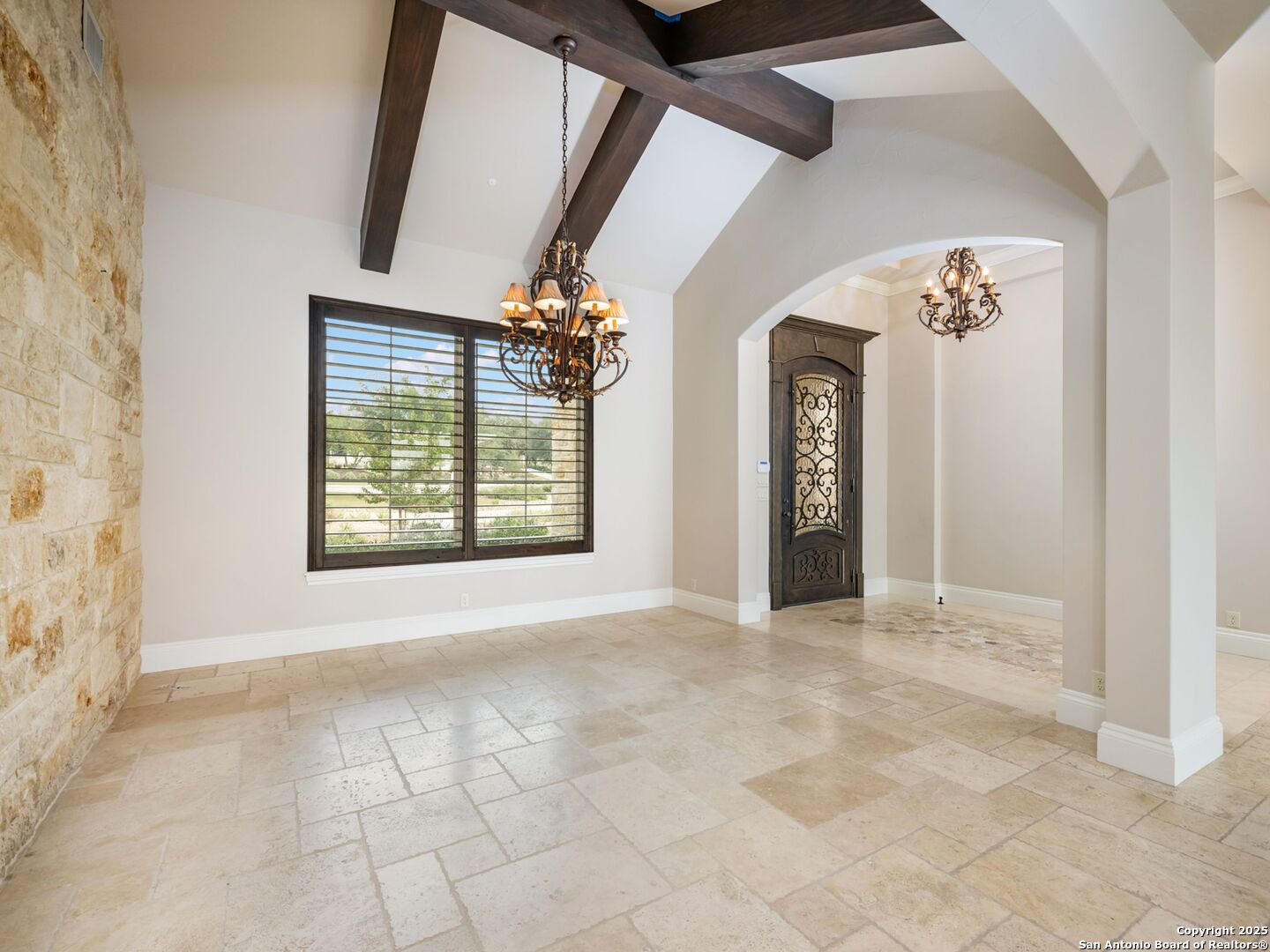 211 Wellesley Landing