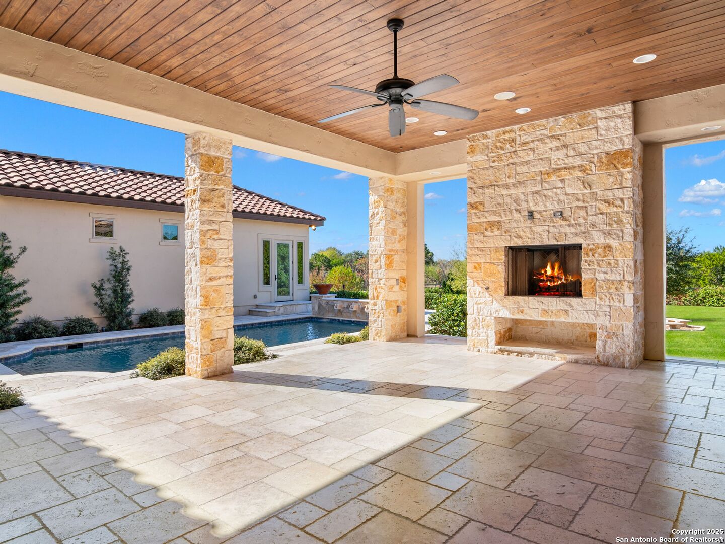 211 Wellesley Landing