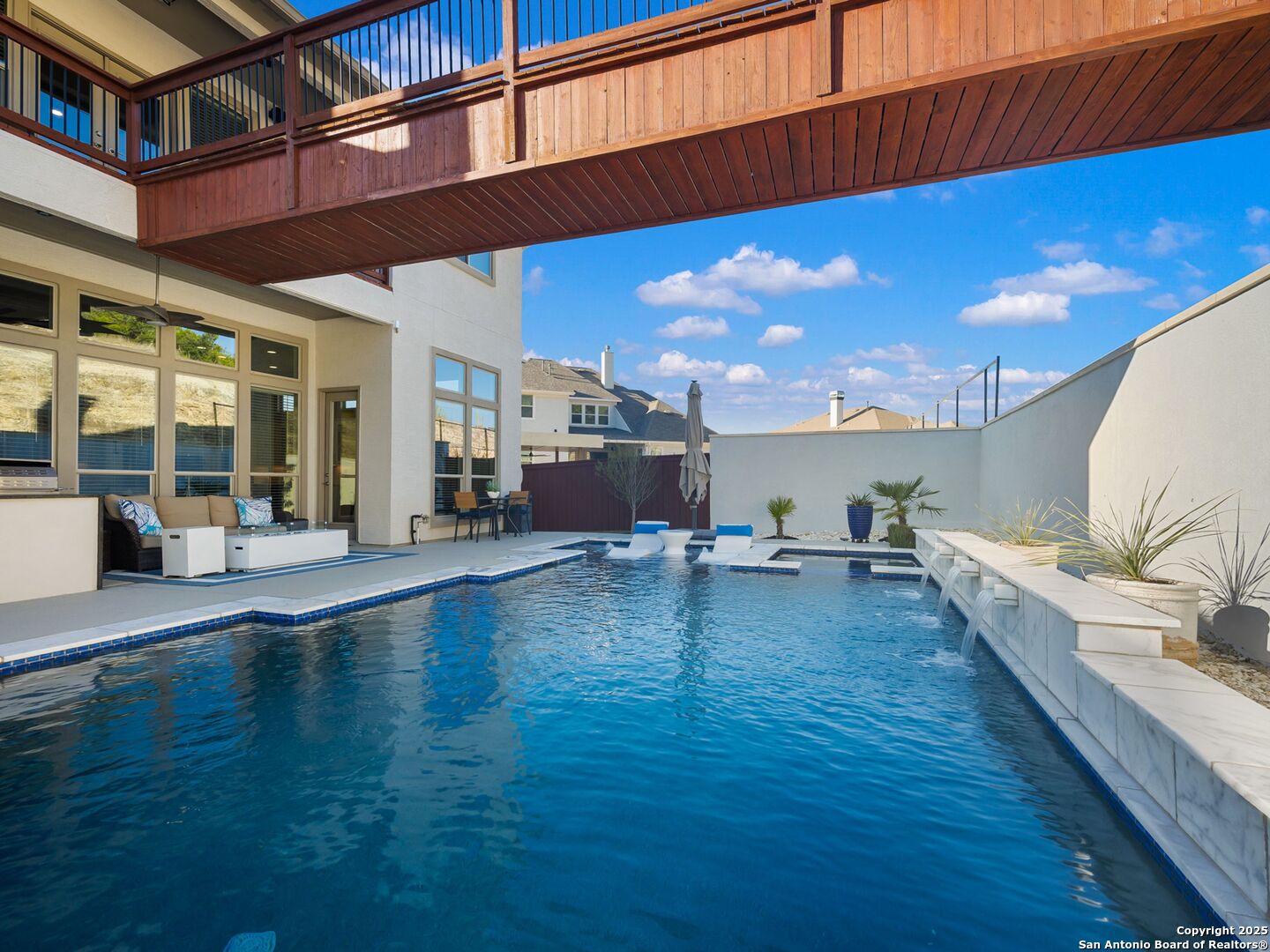 27220 Highland