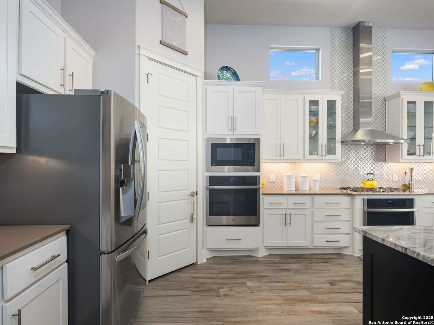 27220 Highland