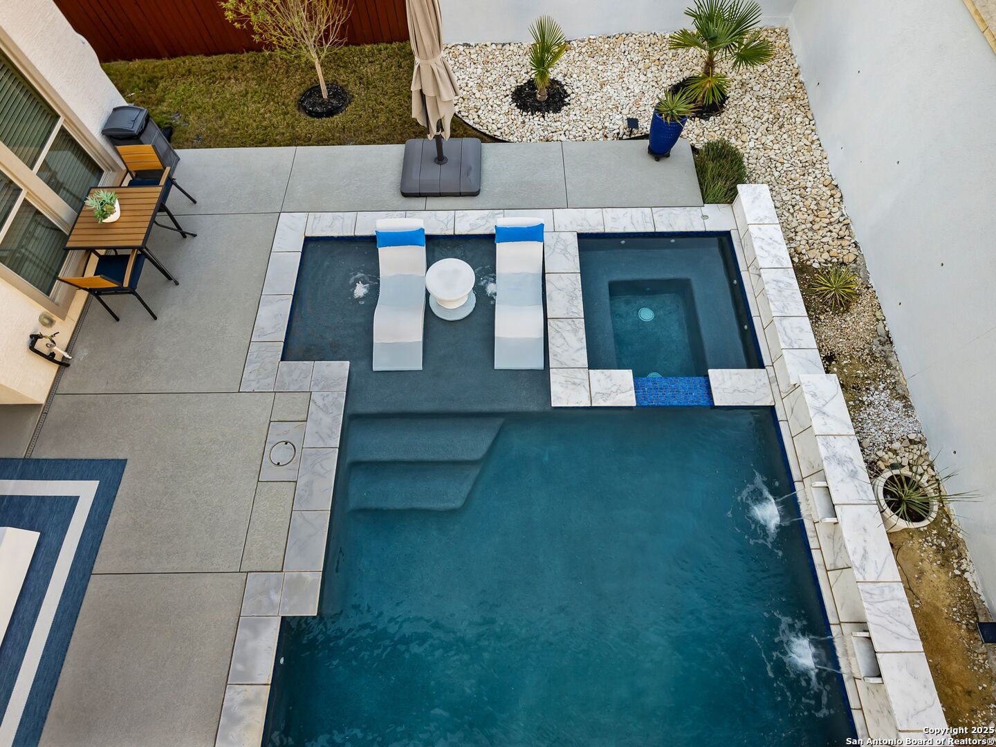 27220 Highland