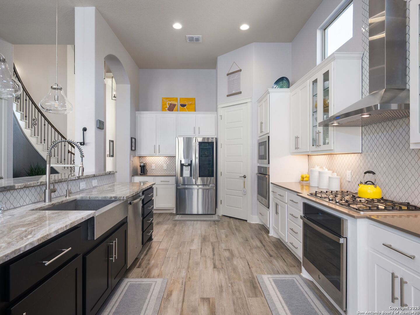 27220 Highland