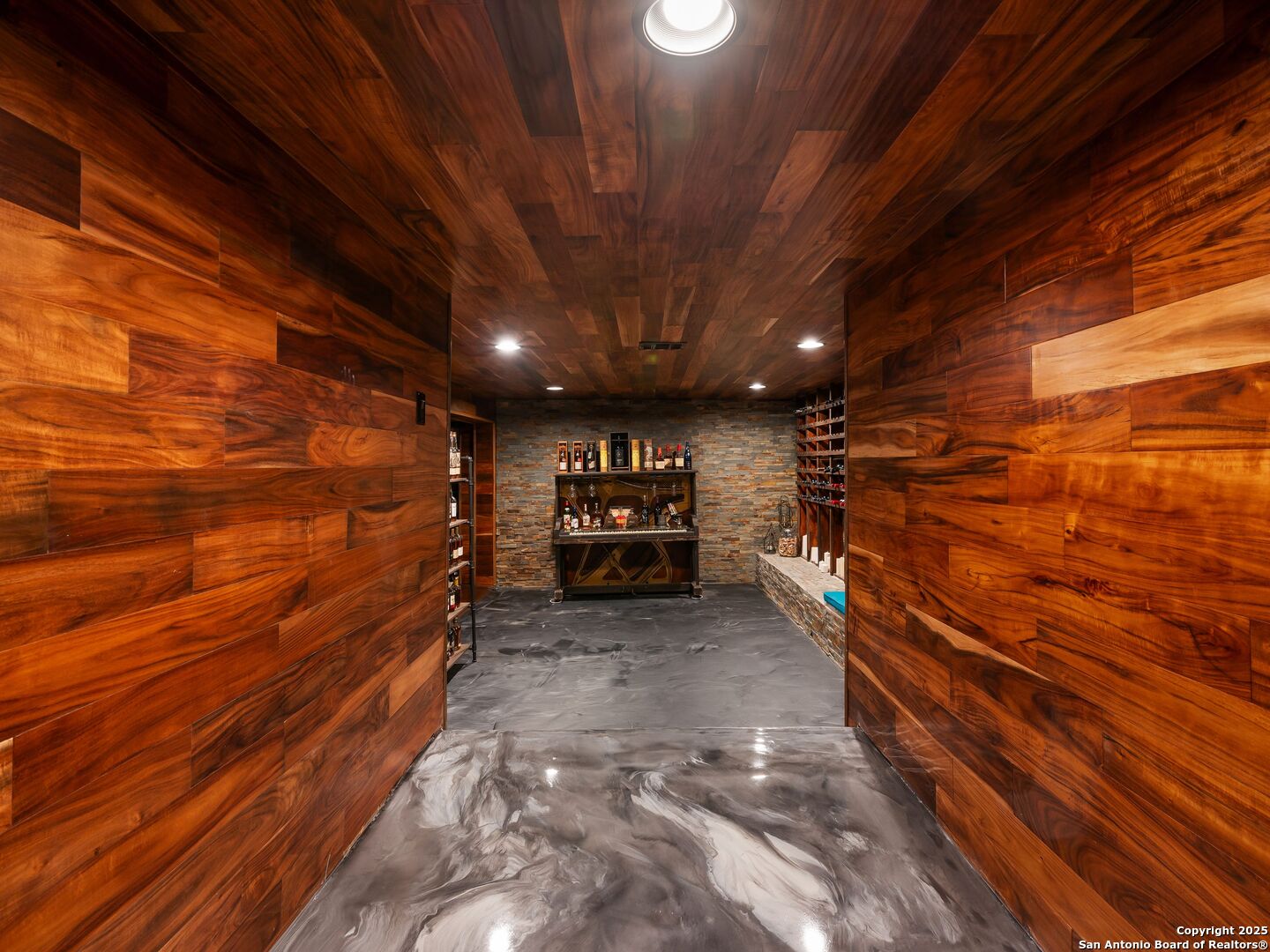 6643 Wagner Way