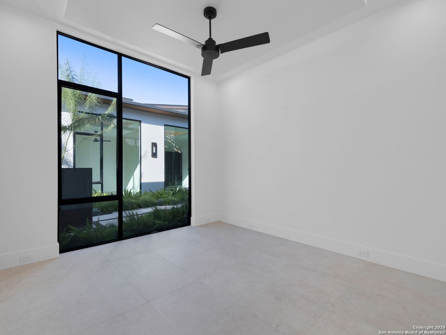 24606 Cliff Line