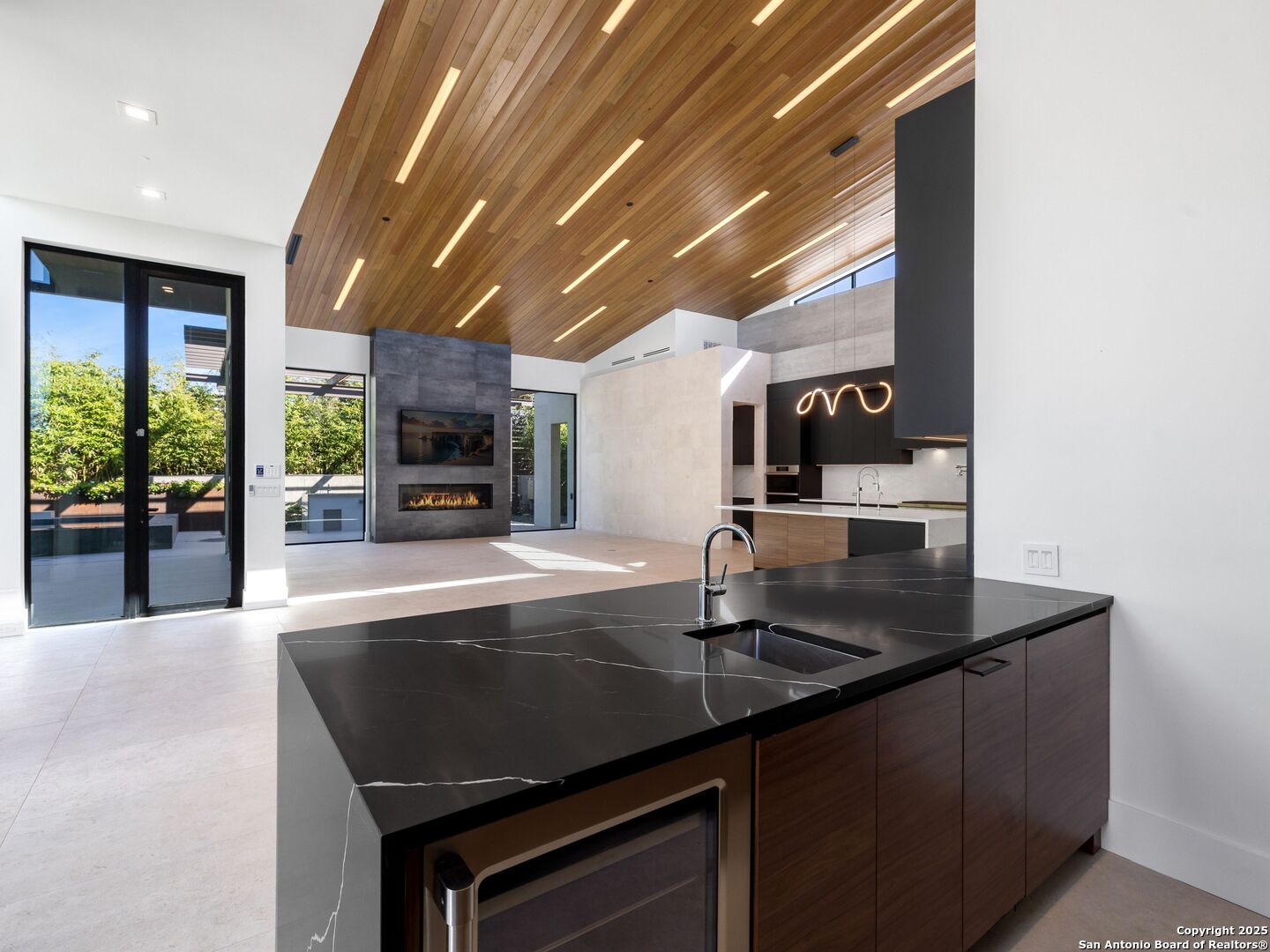 24606 Cliff Line