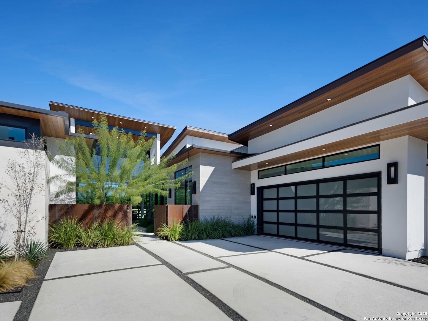 24606 Cliff Line