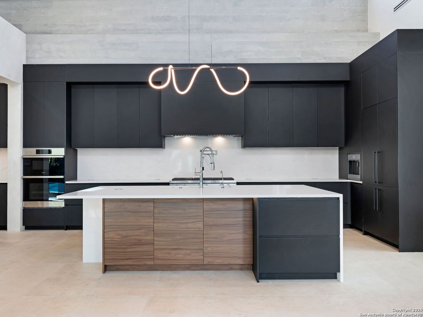 24606 Cliff Line