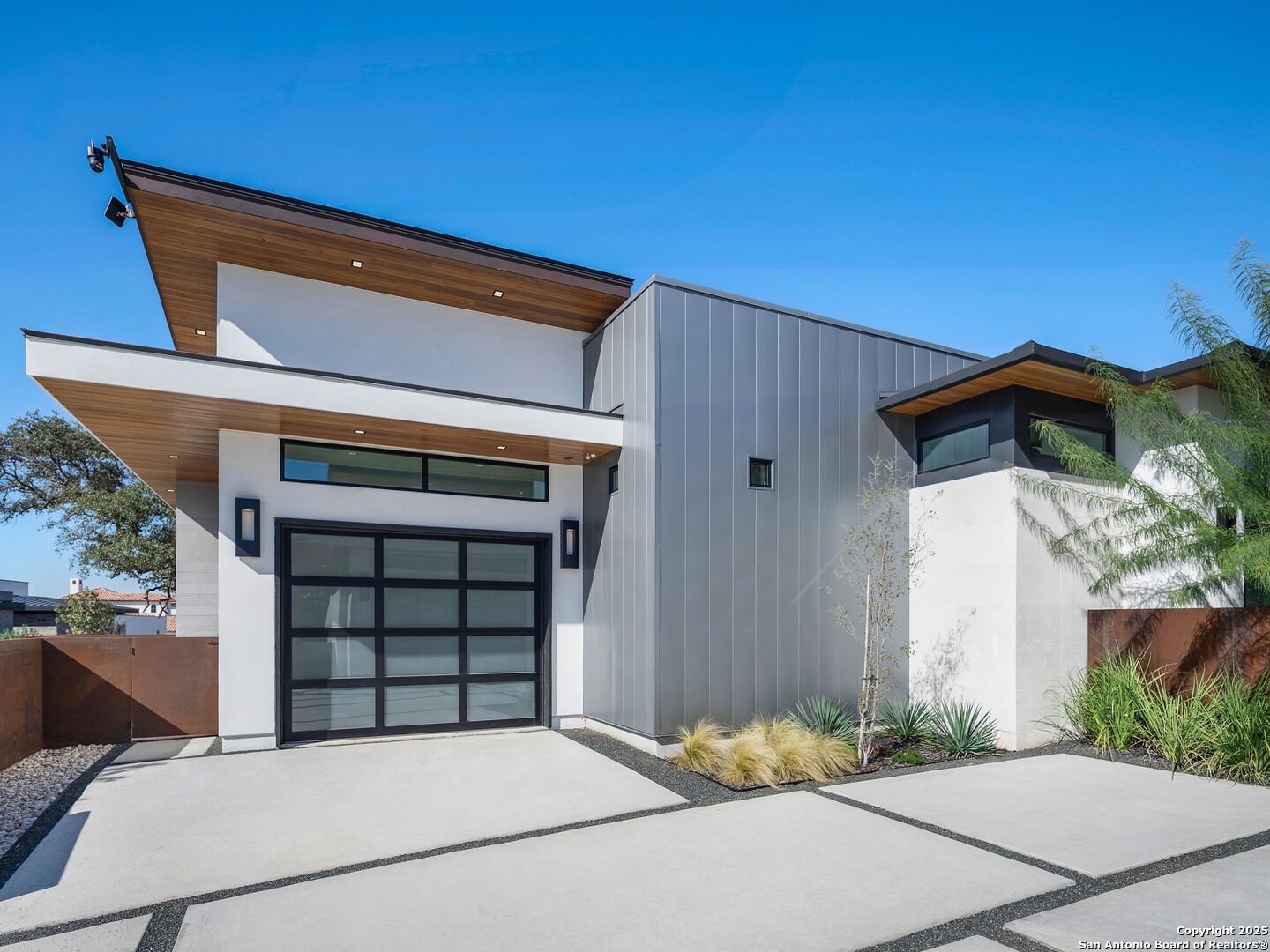 24606 Cliff Line