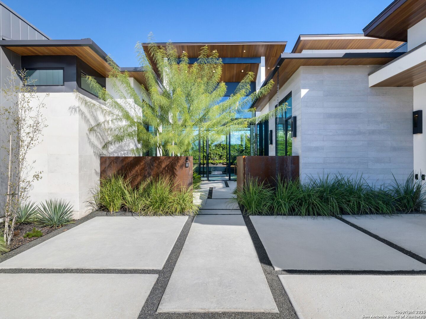 24606 Cliff Line