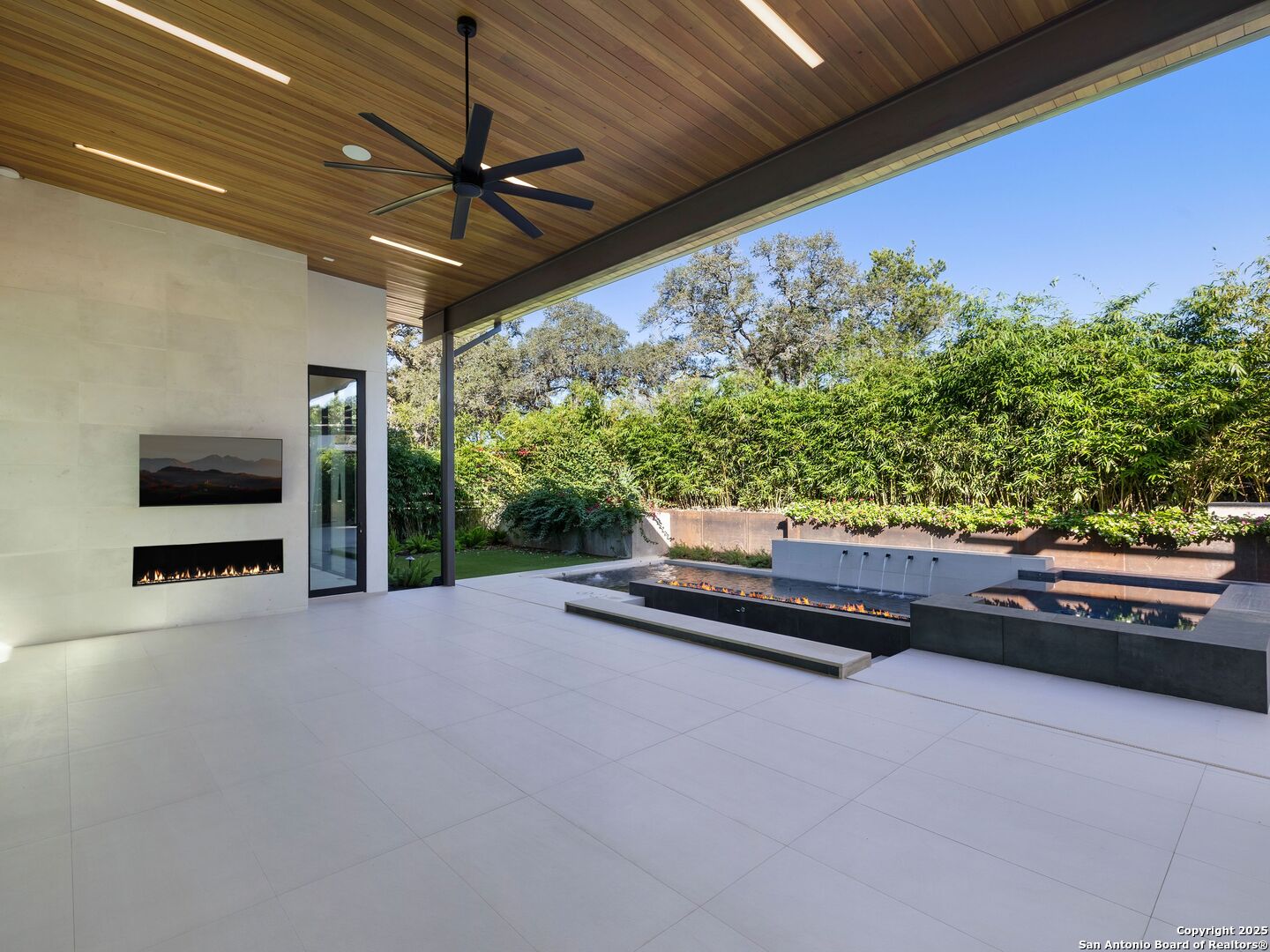 24606 Cliff Line