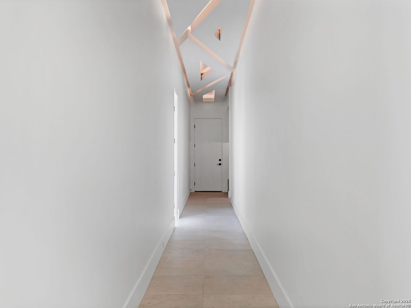 24606 Cliff Line