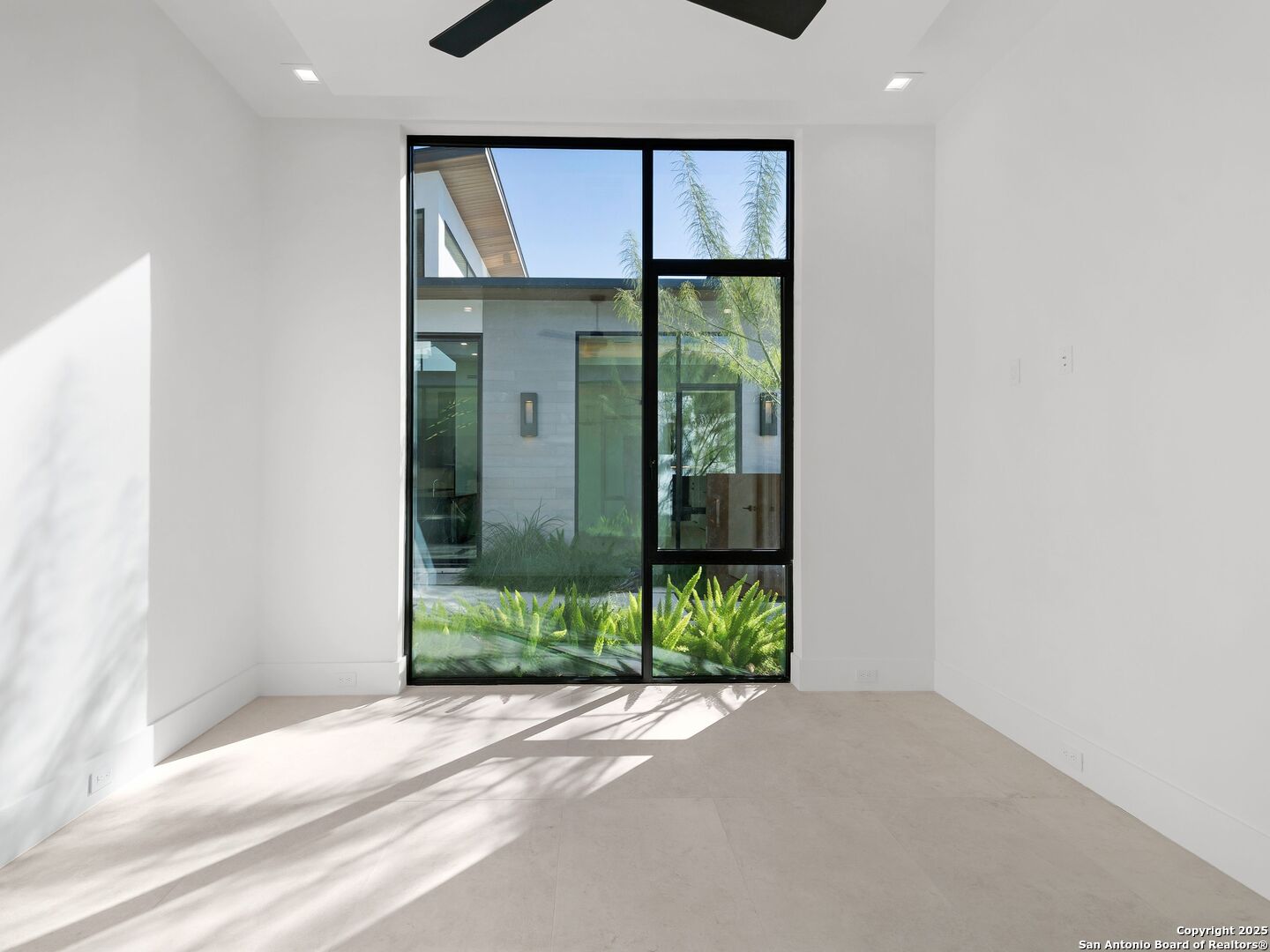 24606 Cliff Line