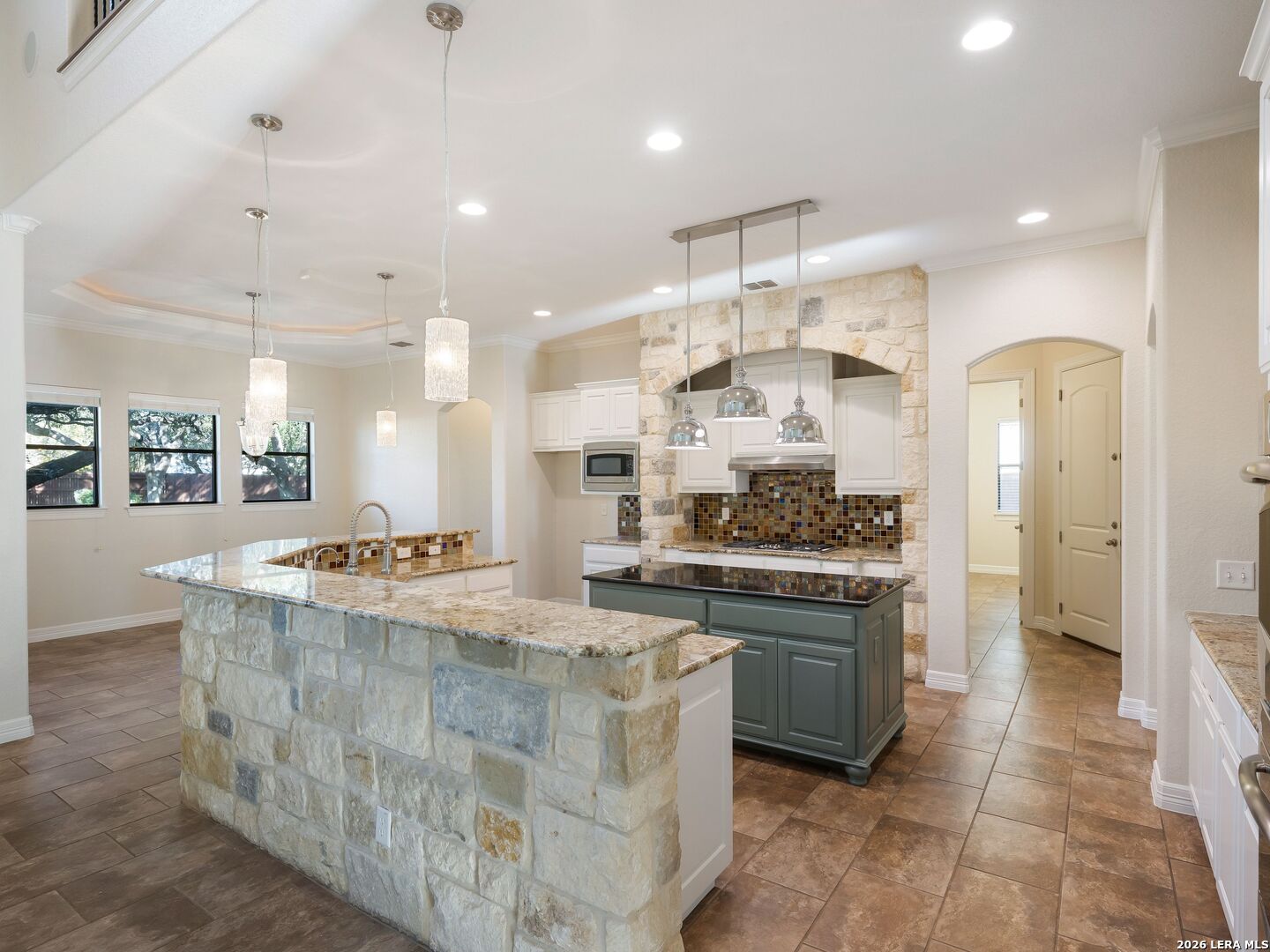 303 Regent Circle
