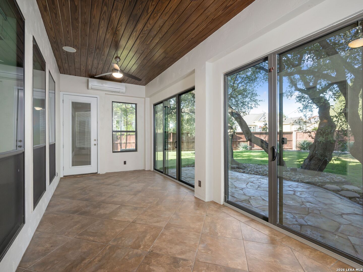 303 Regent Circle