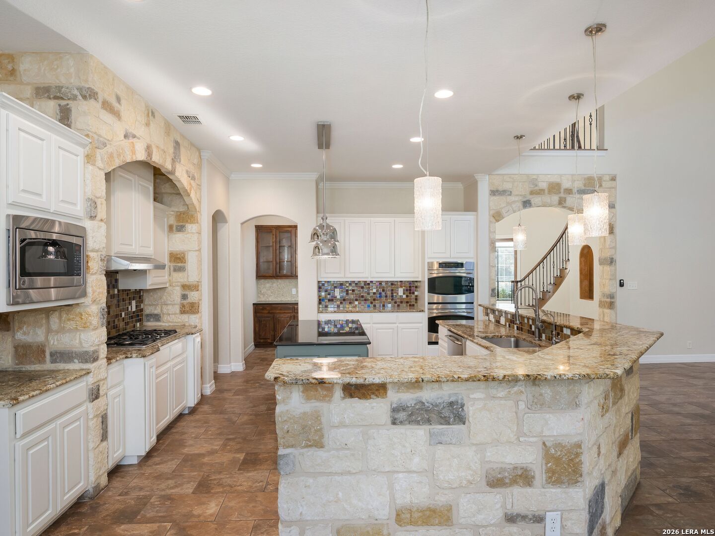 303 Regent Circle