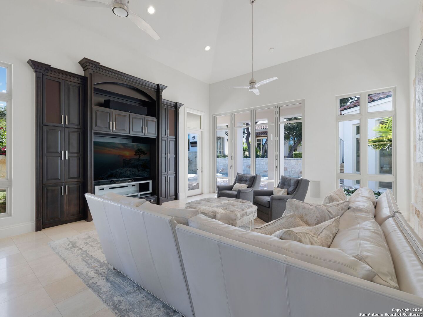 14 Duxbury Park