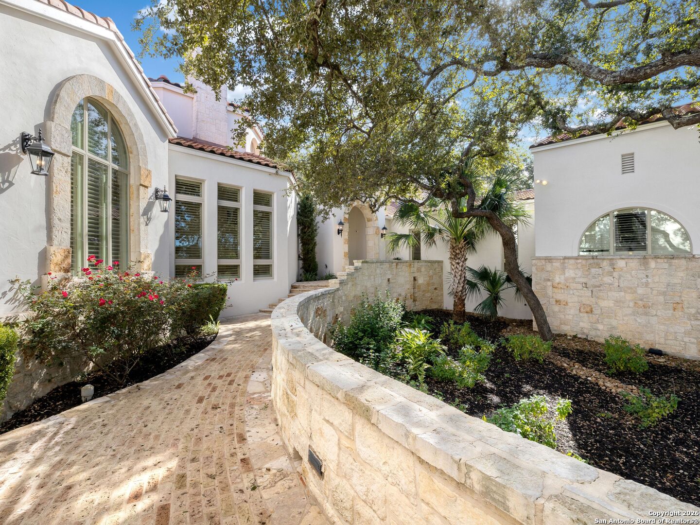 14 Duxbury Park