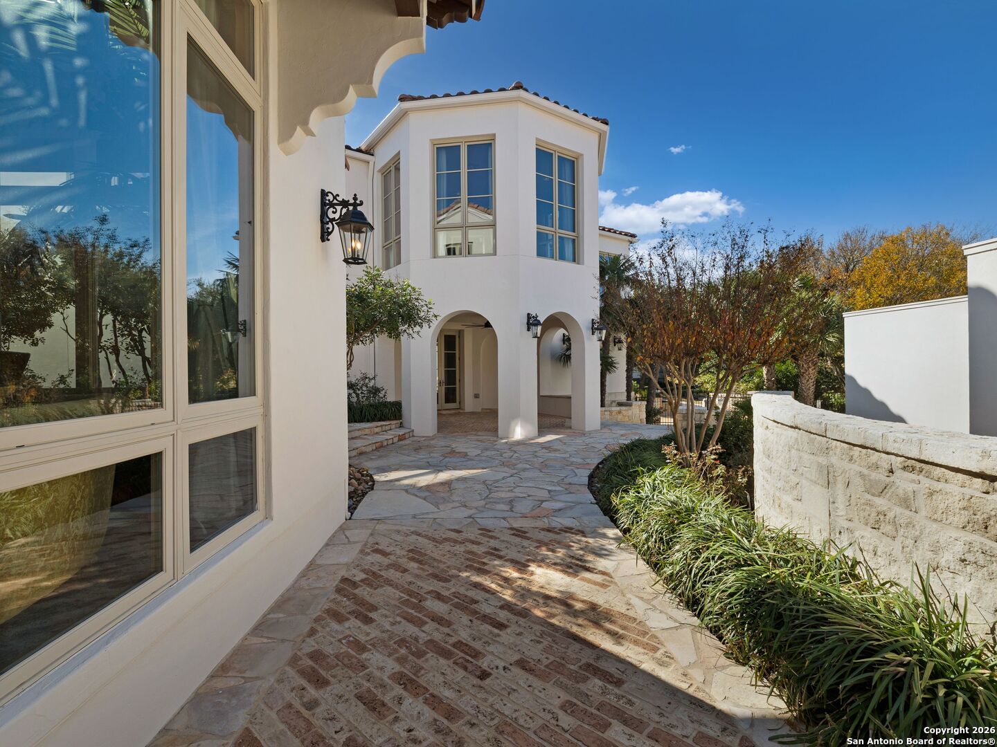 14 Duxbury Park