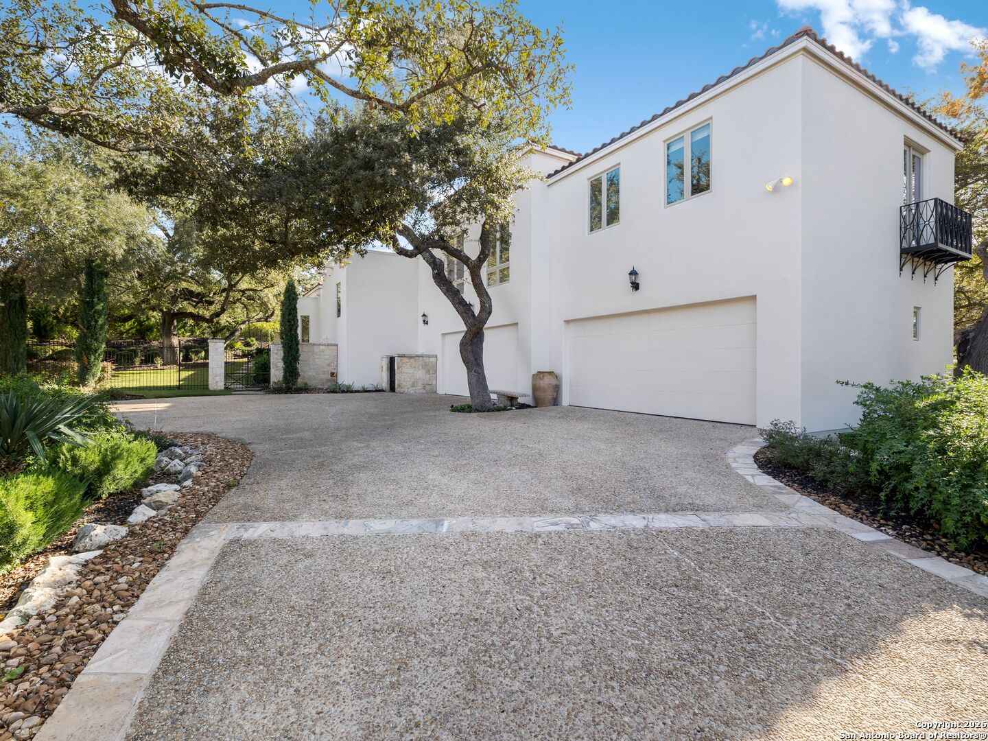 14 Duxbury Park