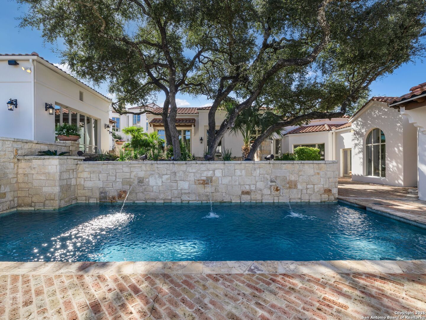 14 Duxbury Park