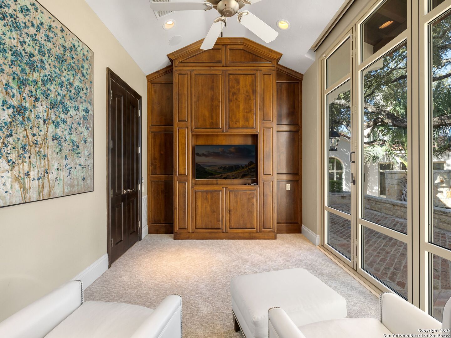 14 Duxbury Park
