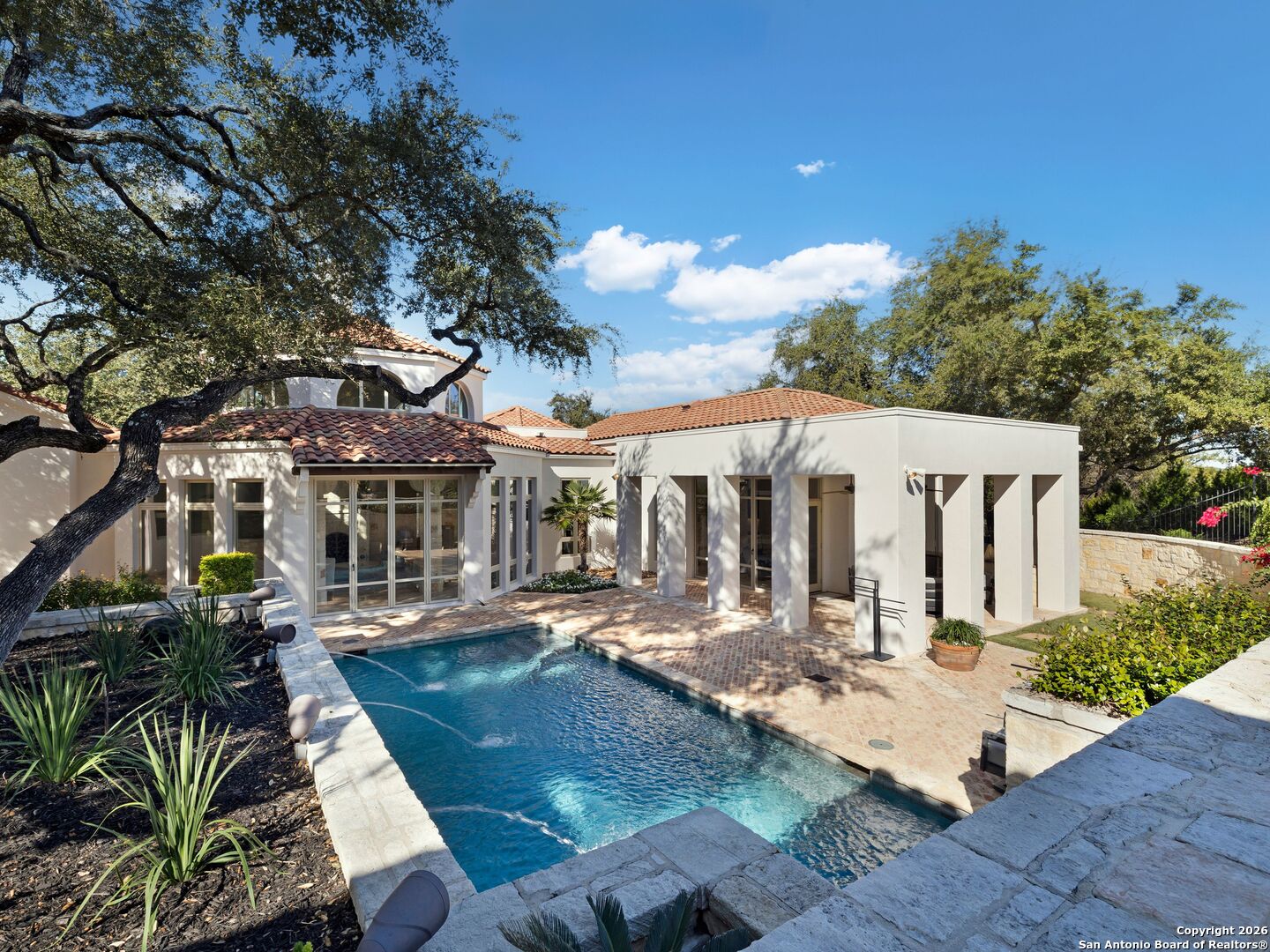 14 Duxbury Park