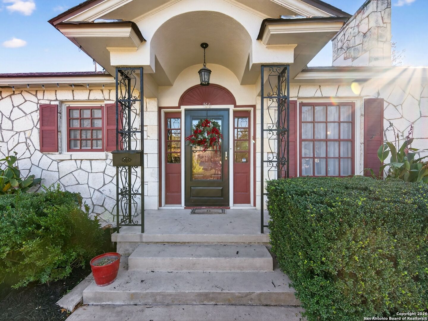 166 Lovera Blvd