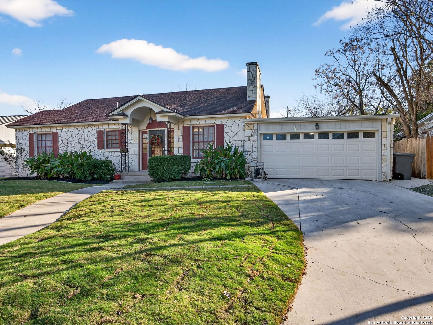 166 Lovera Blvd