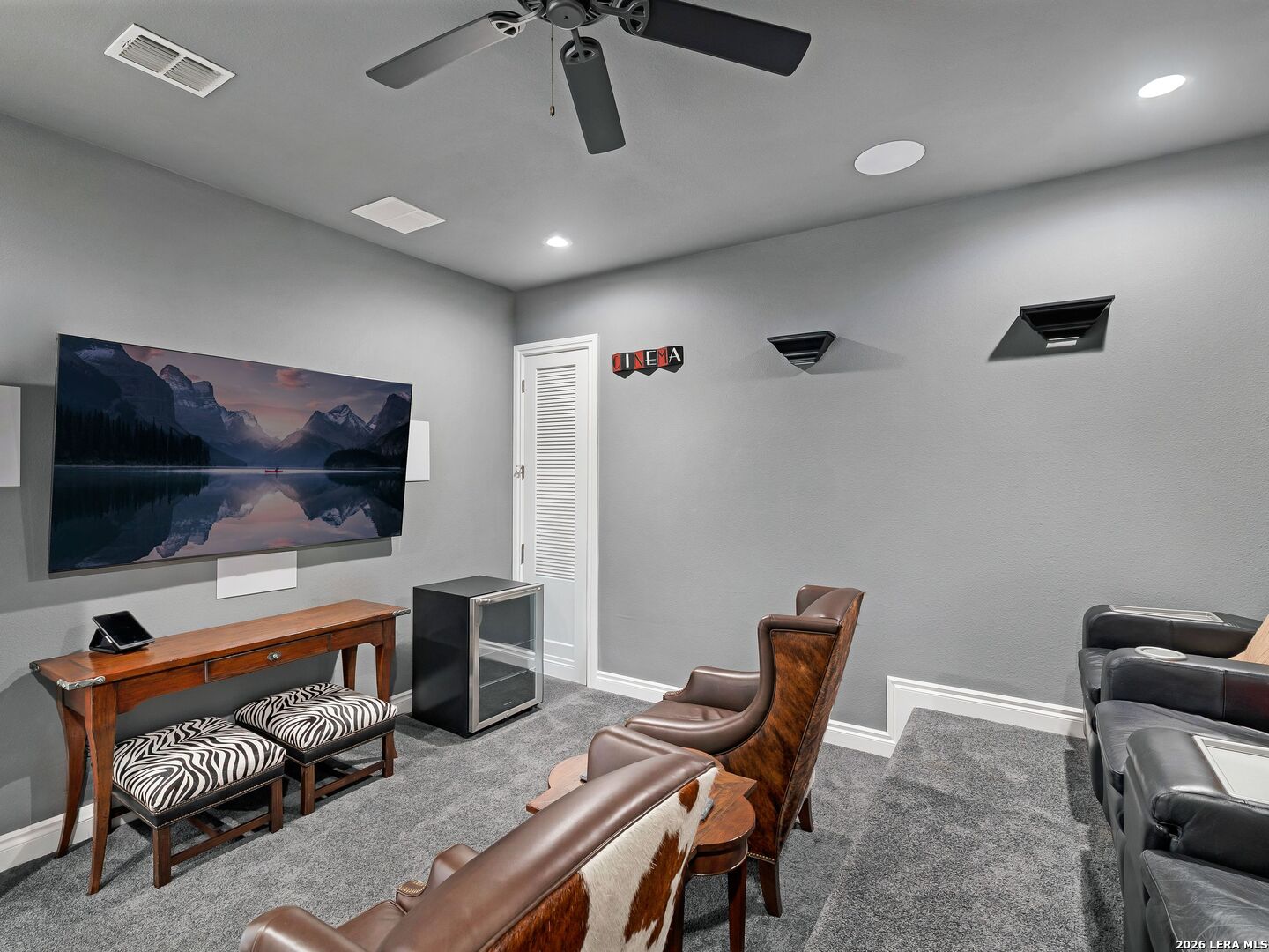 8514 Woodpecker Way