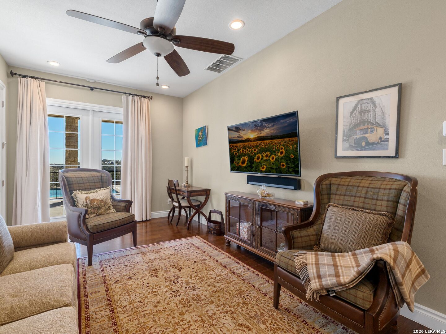 8514 Woodpecker Way