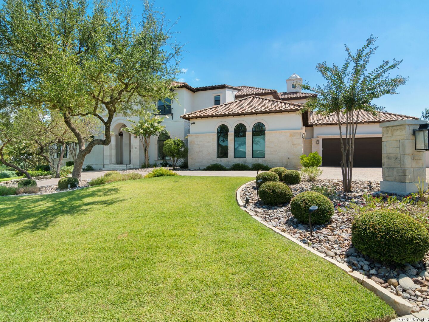 23 Grand Terrace