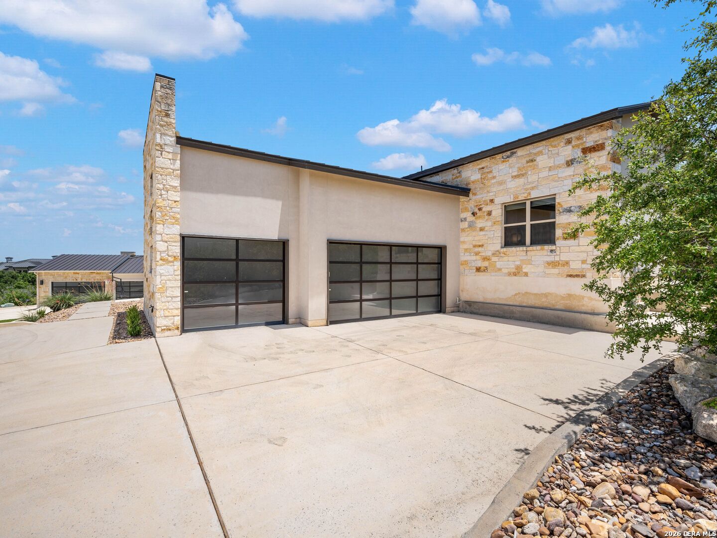 23214 Edens Canyon