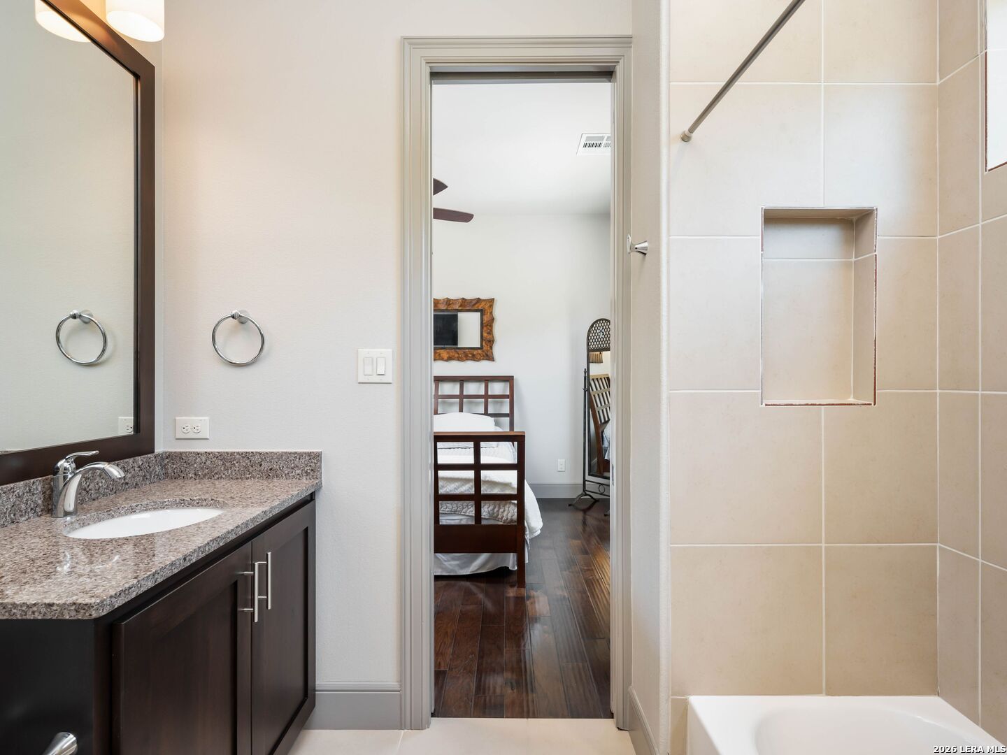 23214 Edens Canyon