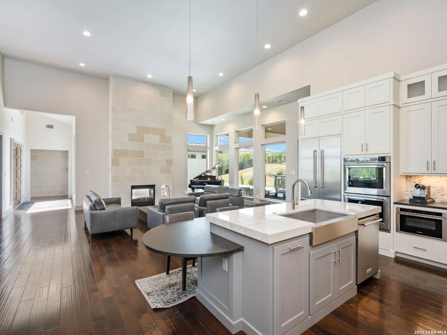 23214 Edens Canyon