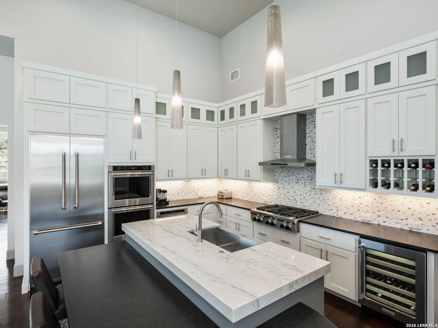 23214 Edens Canyon