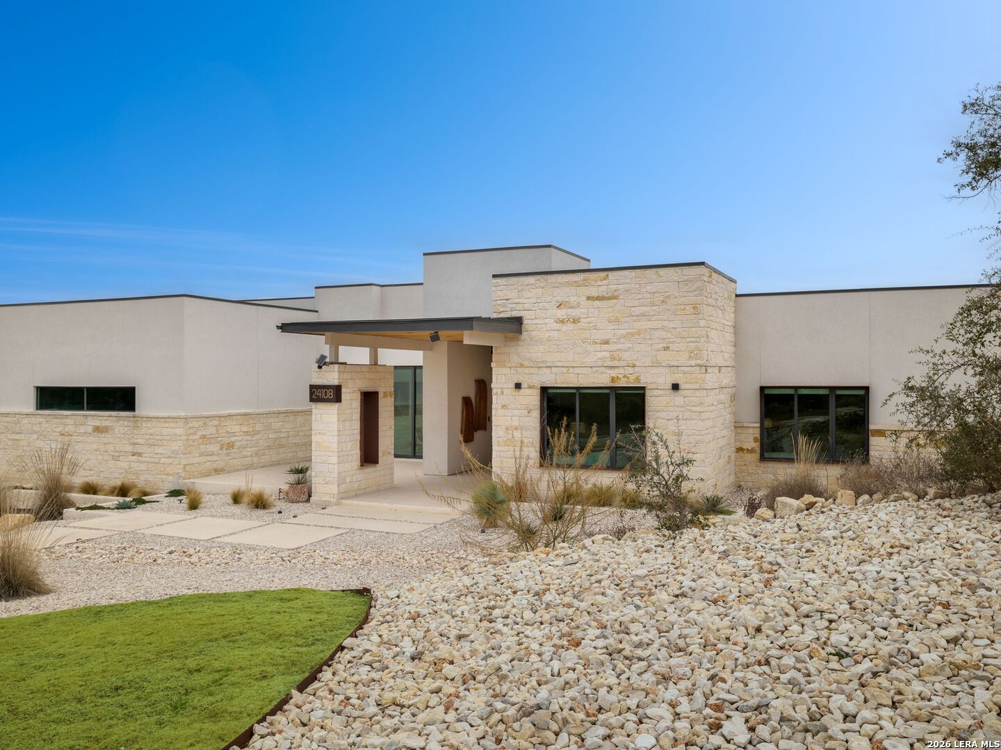 24108 Tres Arroyos