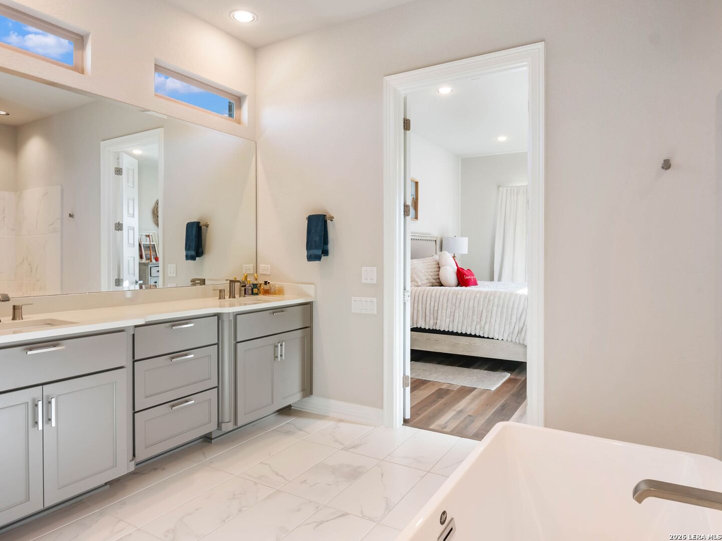 8134 Vanity Hill