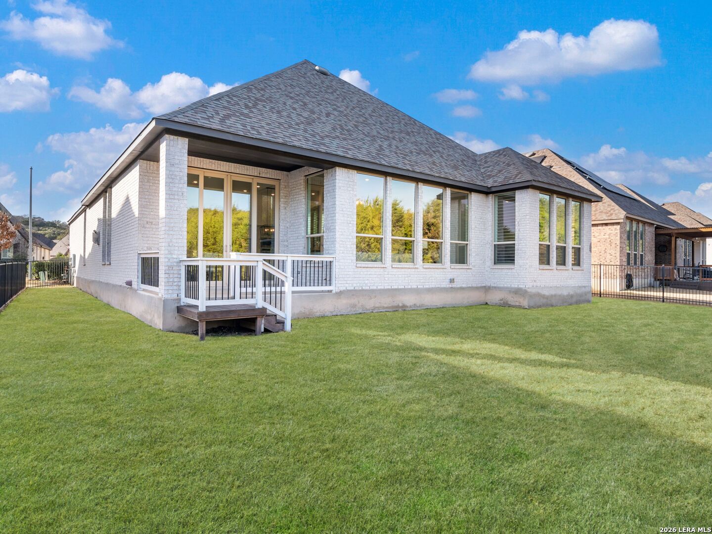 7018 Cantera Manor