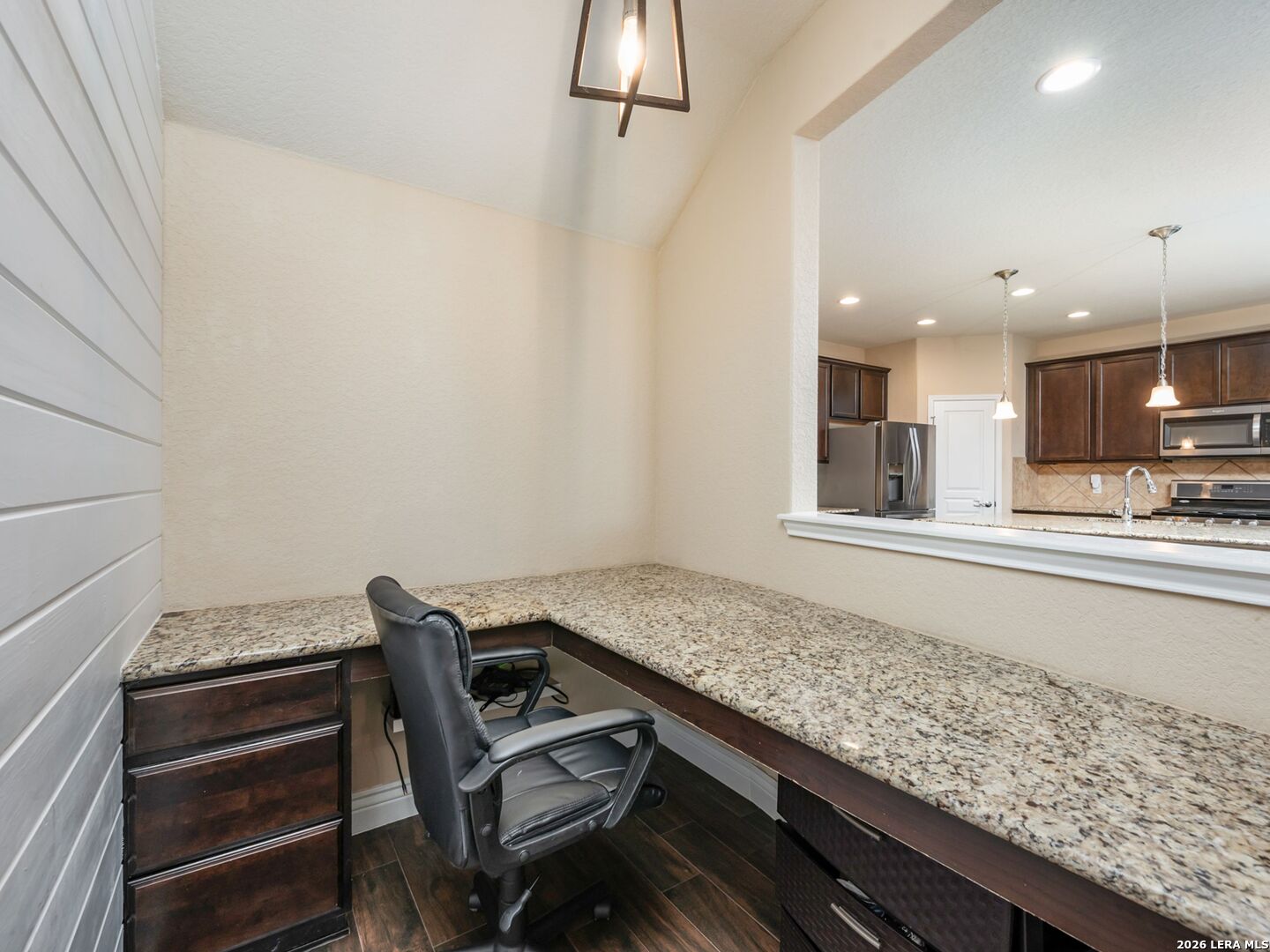 27507 Paseo Mesa