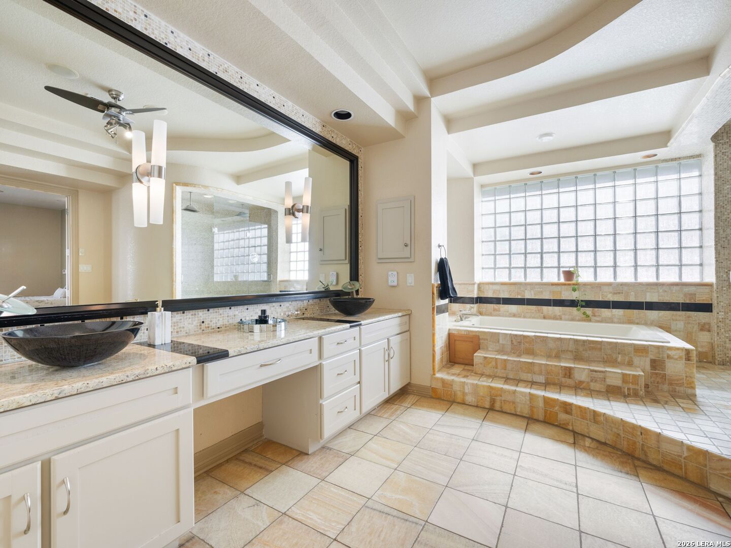 3 Birnam Oaks
