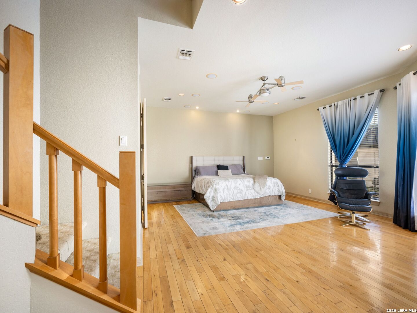 3 Birnam Oaks