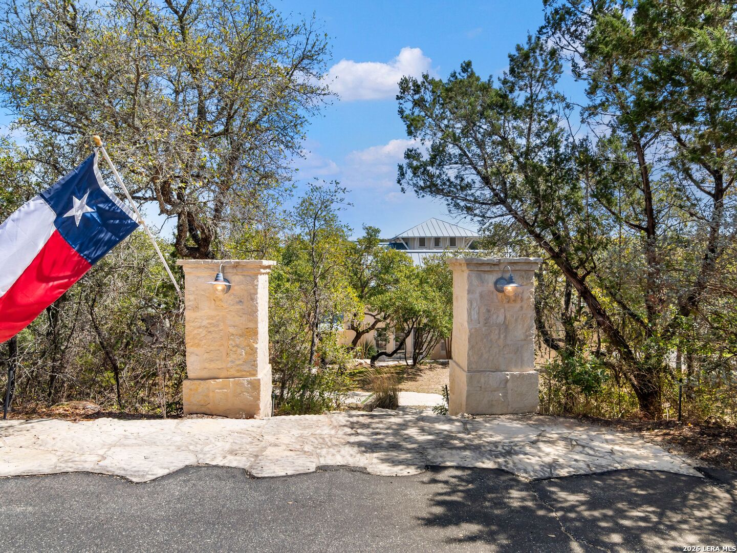 3564 Mountain Loop