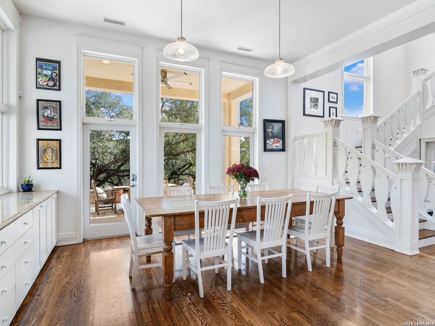 3564 Mountain Loop