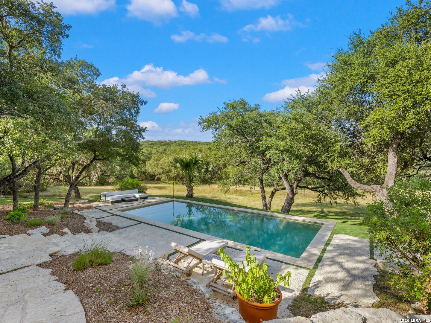 3564 Mountain Loop