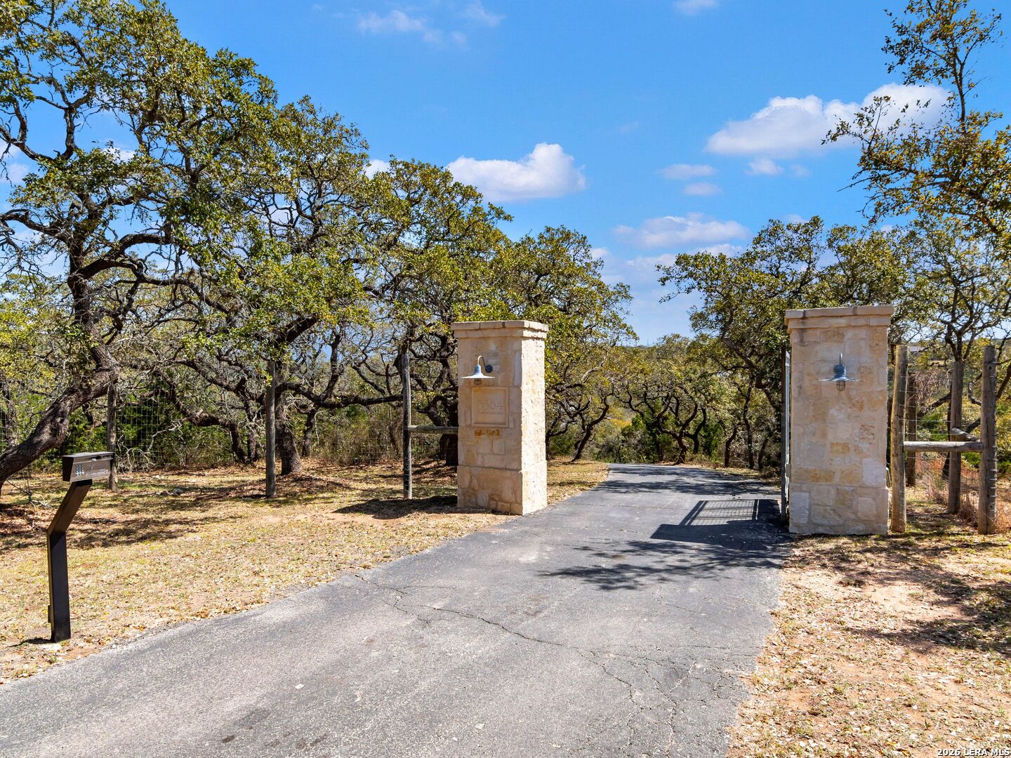 3564 Mountain Loop