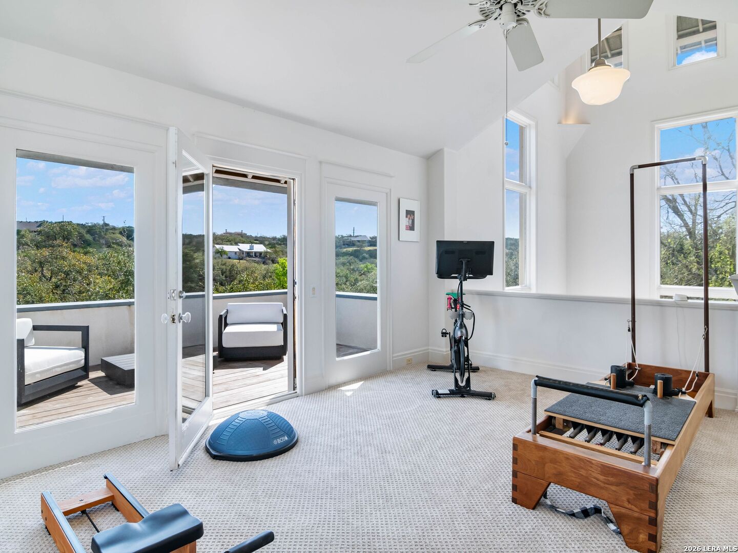 3564 Mountain Loop